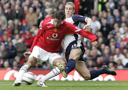 其进攻性足 其进攻性足